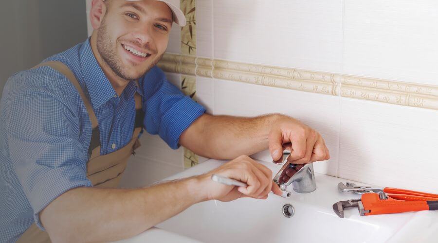 Expert burst pipe repair services in Norcross, MN